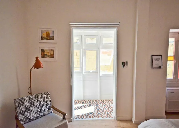 Eight Point Living 34b Birgu